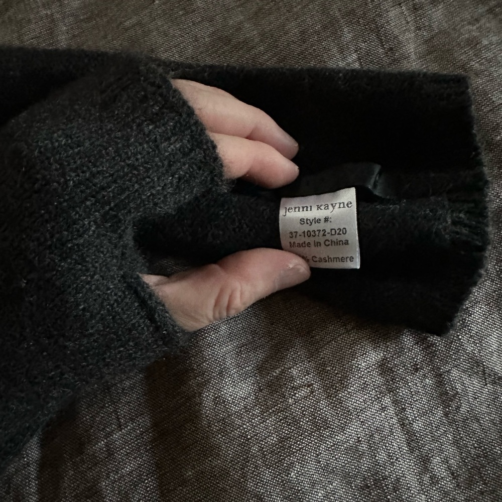 Jenni Kayne 100% Cashmere Fingerless Gloves – Black / Heathered Gray
